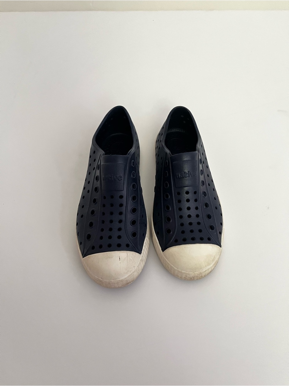 Kids Native Jefferson Slip On Shoes size C13 Navy Blue